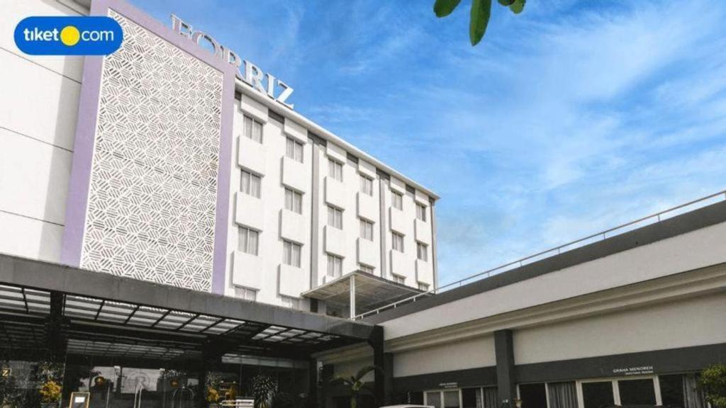 Forriz Hotel Yogyakarta Extérieur photo